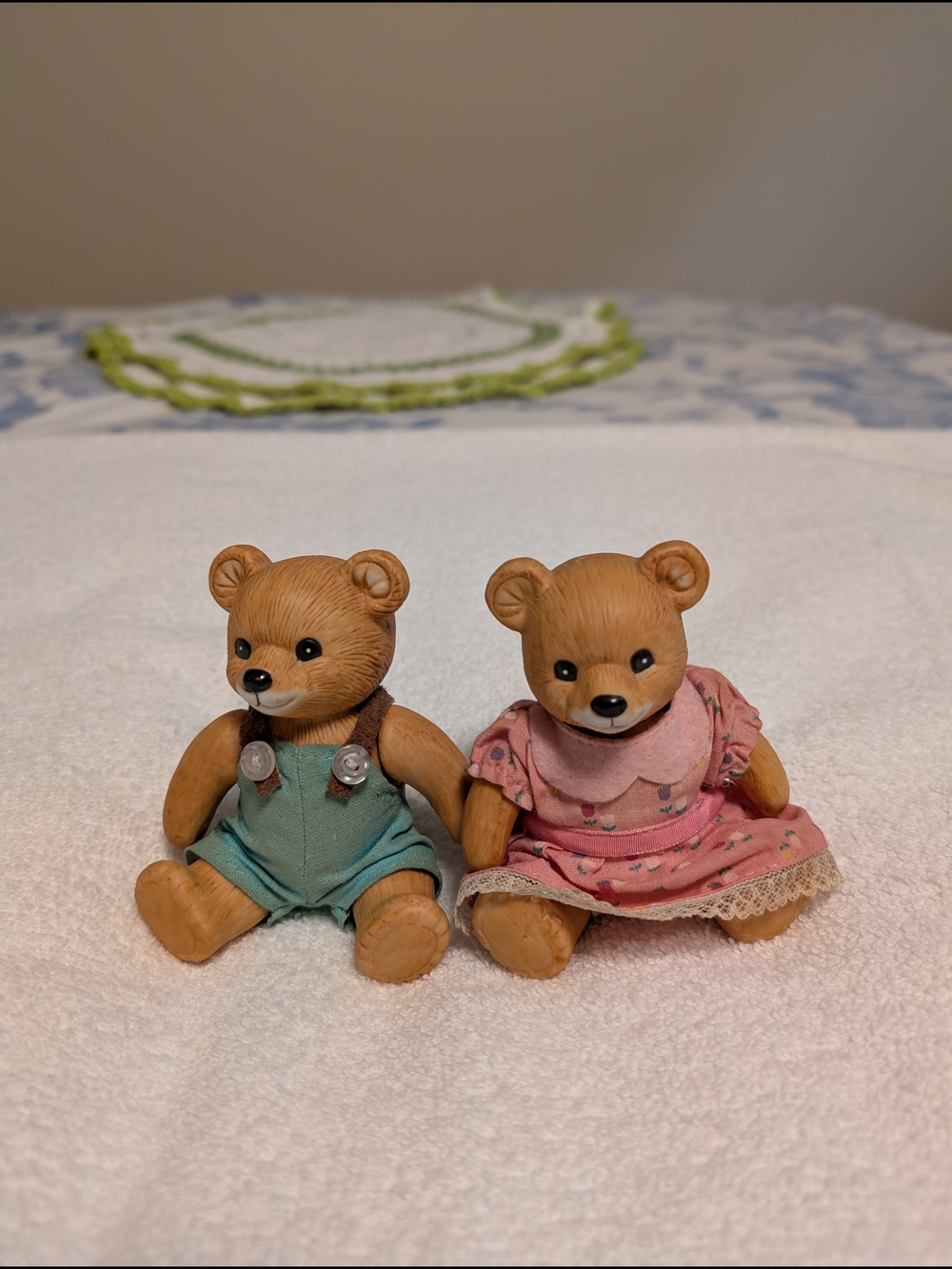 Homco 1970's Small Bear Toy Set - Pink and Teal Wood Like Flexible Figurines